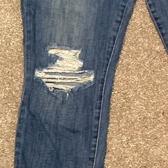 Super cute jeans! - Picture 2 of 5